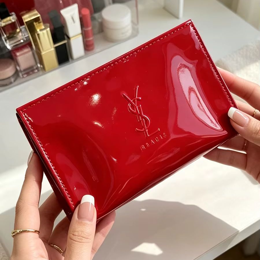 Bolsa de Cosméticos YSL de Cue - Luxury Skincare Logo reseña y precio